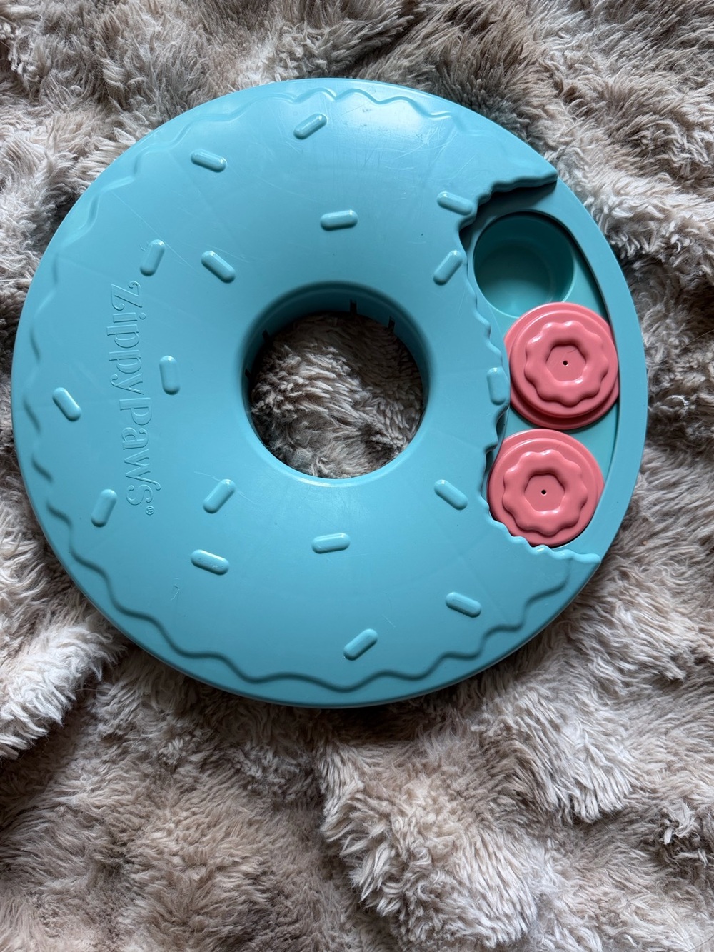 Interactive Dog Treat Puzzle Toy - Picture 3 of 6
